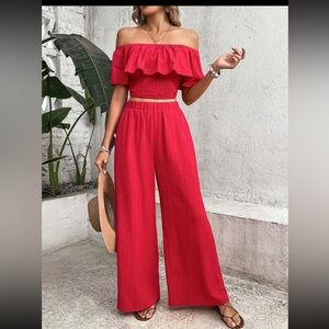 Red two piece vacation set size small